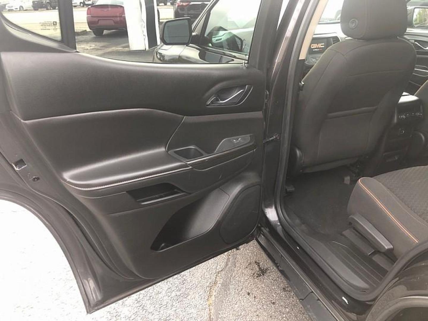 2018 BLACK /BLACK GMC Acadia All Terrain 1 AWD (1GKKNTLS6JZ) with an 3.6L V6 DOHC 24V engine, 6A transmission, located at 3304 Woodville Road, Northwood, OH, 43619, (419) 210-8019, 41.612694, -83.480743 - Your #1 Destination for Auto Loans and mdash;No Matter Your Credit!At our dealership, we cater to everyone and mdash;whether you have good, bad, or no credit. With hundreds of vehicles to choose from, you can easily find the perfect car, truck, or SUV that fits your needs.Get Approved Today!Visit ou - Photo#10