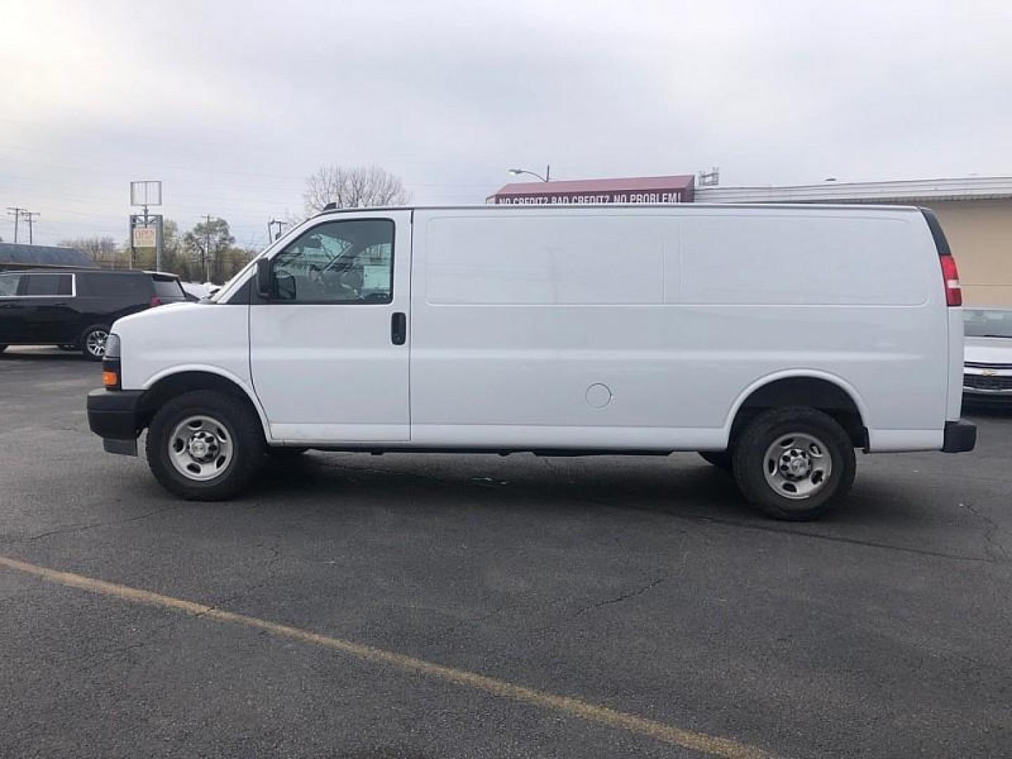 2023 WHITE /TAN Chevrolet Express 2500 Cargo Extended (1GCWGBFP5P1) with an 4.3L V6 engine, 6A transmission, located at 3304 Woodville Road, Northwood, OH, 43619, (419) 210-8019, 41.612694, -83.480743 - Your #1 Destination for Auto Loans and mdash;No Matter Your Credit!At our dealership, we cater to everyone and mdash;whether you have good, bad, or no credit. With hundreds of vehicles to choose from, you can easily find the perfect car, truck, or SUV that fits your needs.Get Approved Today!Visit ou - Photo#1