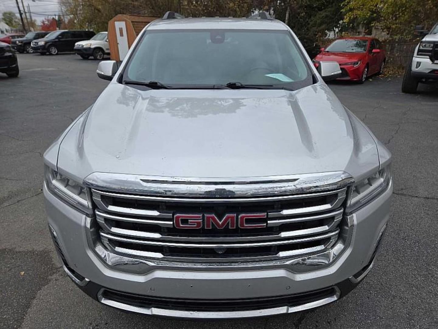 2020 SILVER /GREY GMC Acadia SLT-1 FWD (1GKKNMLS9LZ) with an 3.6L V6 DOHC 24V engine, 6A transmission, located at 3304 Woodville Road, Northwood, OH, 43619, (419) 210-8019, 41.612694, -83.480743 - Your #1 Destination for Auto Loans and mdash;No Matter Your Credit!At our dealership, we cater to everyone and mdash;whether you have good, bad, or no credit. With hundreds of vehicles to choose from, you can easily find the perfect car, truck, or SUV that fits your needs.Get Approved Today!Visit ou - Photo#7