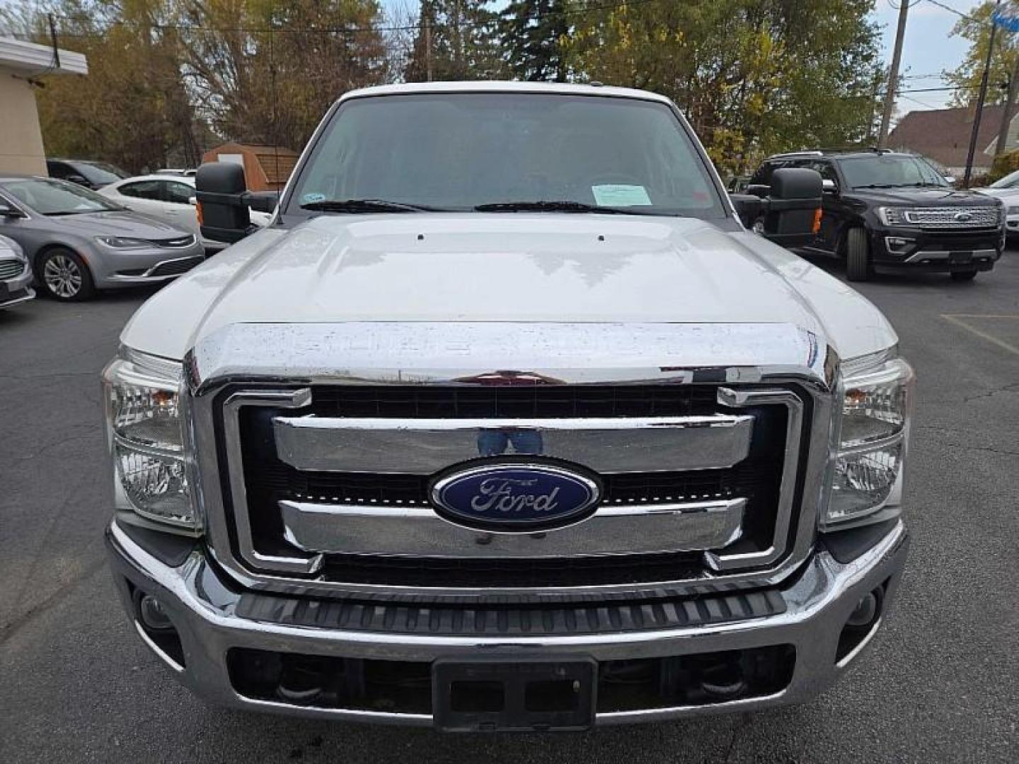 2014 WHITE /GREY Ford F-250 SD XLT SuperCab Long Bed 4WD (1FT7X2B69EE) with an 6.2L V8 OHV 16V engine, 6-Speed Automatic transmission, located at 3304 Woodville Road, Northwood, OH, 43619, (419) 210-8019, 41.612694, -83.480743 - Your #1 Destination for Auto Loans and mdash;No Matter Your Credit!At our dealership, we cater to everyone and mdash;whether you have good, bad, or no credit. With hundreds of vehicles to choose from, you can easily find the perfect car, truck, or SUV that fits your needs.Get Approved Today!Visit ou - Photo#7