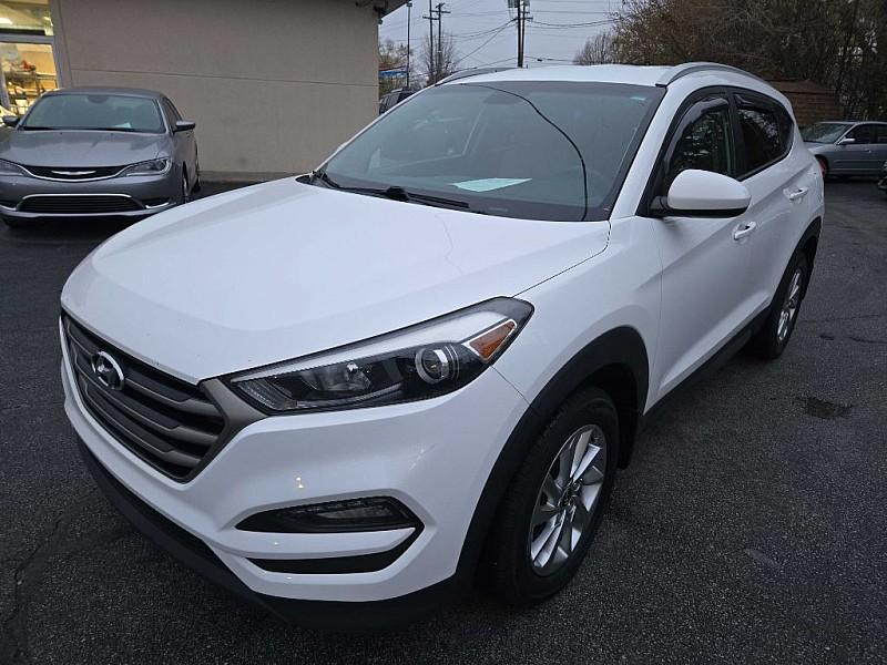 photo of 2016 Hyundai Tucson SE w/Preferred Package AWD