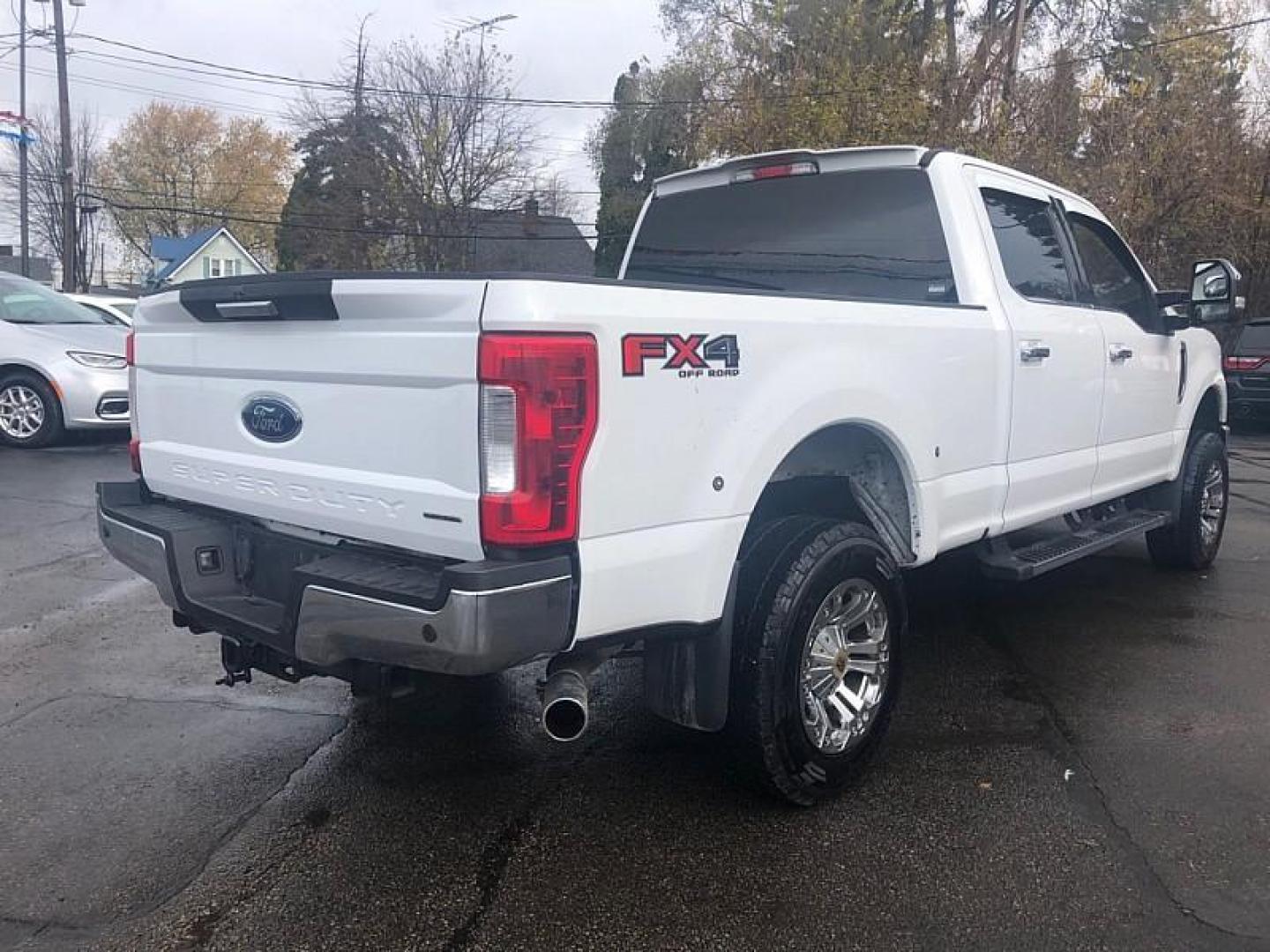 2017 WHITE /GREY Ford F-250 SD King Ranch Crew Cab 4WD (1FT7W2B62HE) with an 6.2L V8 OHV 16V engine, 6A transmission, located at 3304 Woodville Road, Northwood, OH, 43619, (419) 210-8019, 41.612694, -83.480743 - Your #1 Destination for Auto Loans and mdash;No Matter Your Credit!At our dealership, we cater to everyone and mdash;whether you have good, bad, or no credit. With hundreds of vehicles to choose from, you can easily find the perfect car, truck, or SUV that fits your needs.Get Approved Today!Visit ou - Photo#4