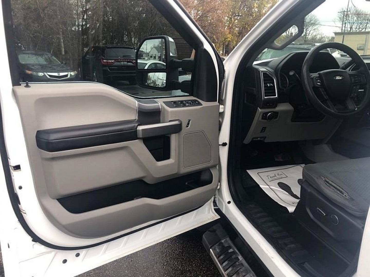 2017 WHITE /GREY Ford F-250 SD King Ranch Crew Cab 4WD (1FT7W2B62HE) with an 6.2L V8 OHV 16V engine, 6A transmission, located at 3304 Woodville Road, Northwood, OH, 43619, (419) 210-8019, 41.612694, -83.480743 - Your #1 Destination for Auto Loans and mdash;No Matter Your Credit!At our dealership, we cater to everyone and mdash;whether you have good, bad, or no credit. With hundreds of vehicles to choose from, you can easily find the perfect car, truck, or SUV that fits your needs.Get Approved Today!Visit ou - Photo#8