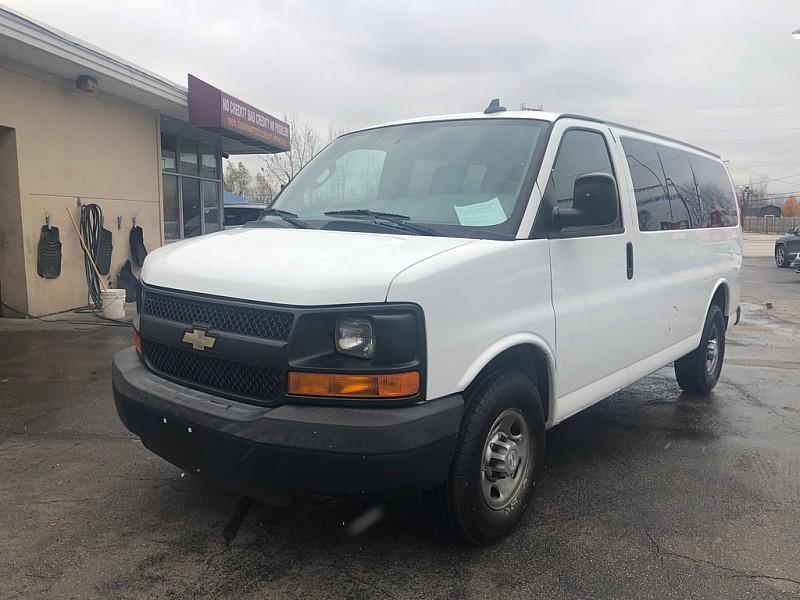 photo of 2016 Chevrolet Express LS 2500