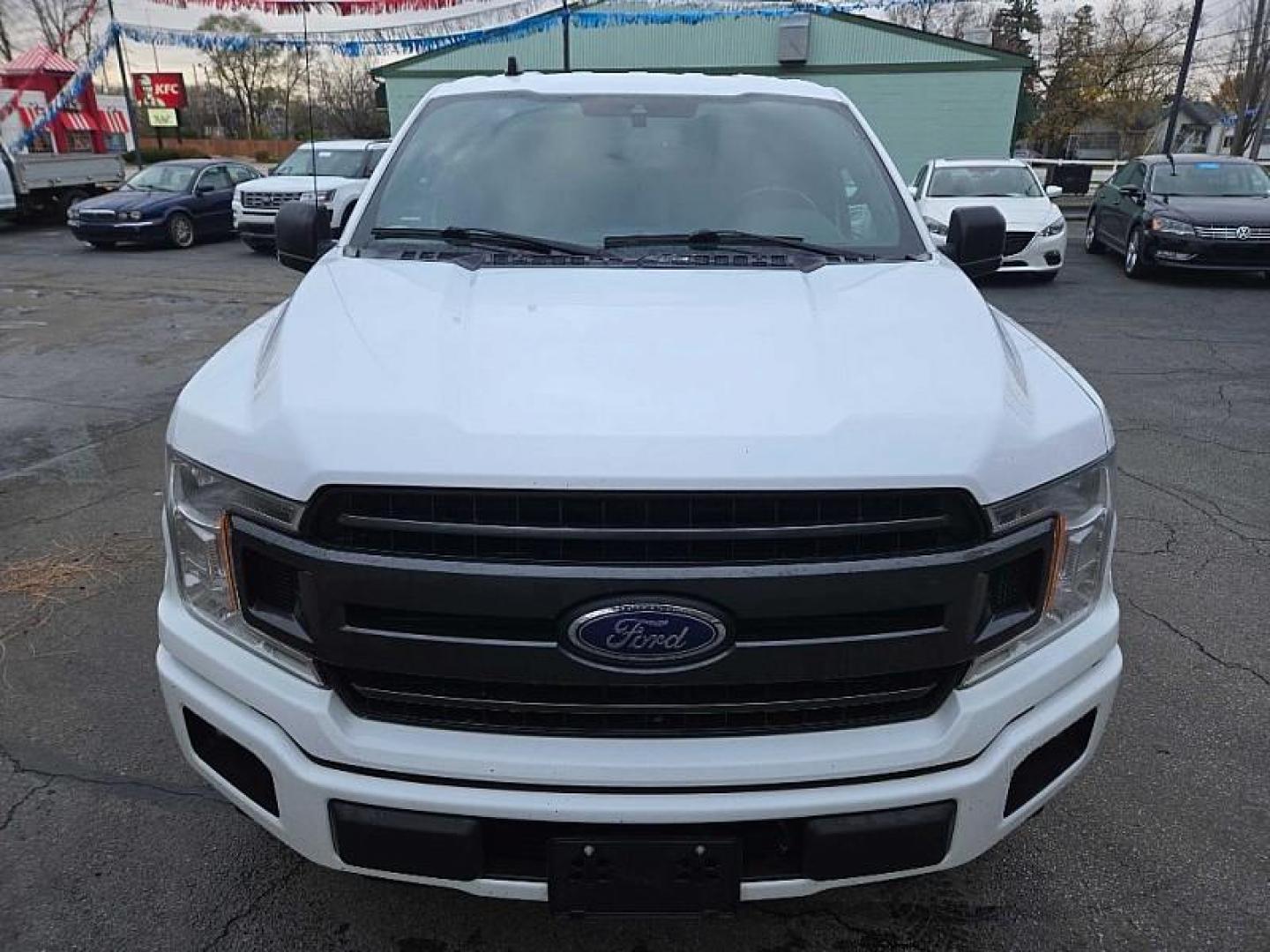 2019 WHITE /GREY Ford F-150 XL SuperCab 8-ft. 2WD (1FTEX1C47KK) with an 3.5L V6 DOHC 24V engine, 6A transmission, located at 3304 Woodville Road, Northwood, OH, 43619, (419) 210-8019, 41.612694, -83.480743 - Your #1 Destination for Auto Loans and mdash;No Matter Your Credit!At our dealership, we believe everyone deserves the opportunity to drive their dream car and mdash;whether you have good credit, bad credit, or no credit at all. With a wide selection of hundreds of cars, trucks, and SUVs, you'll fin - Photo#7