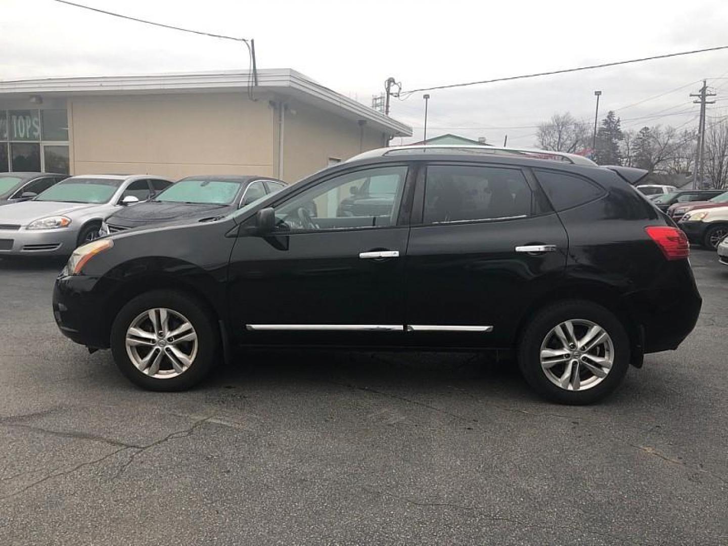 2015 BLACK /BLACK Nissan Rogue Select S AWD (JN8AS5MV7FW) with an 2.5L L4 DOHC 16V engine, Continuously Variable Transmission transmission, located at 3304 Woodville Road, Northwood, OH, 43619, (419) 210-8019, 41.612694, -83.480743 - Your #1 Destination for Auto Loans and mdash;No Matter Your Credit!At our dealership, we believe everyone deserves the opportunity to drive their dream car and mdash;whether you have good credit, bad credit, or no credit at all. With a wide selection of hundreds of cars, trucks, and SUVs, you'll fin - Photo#1