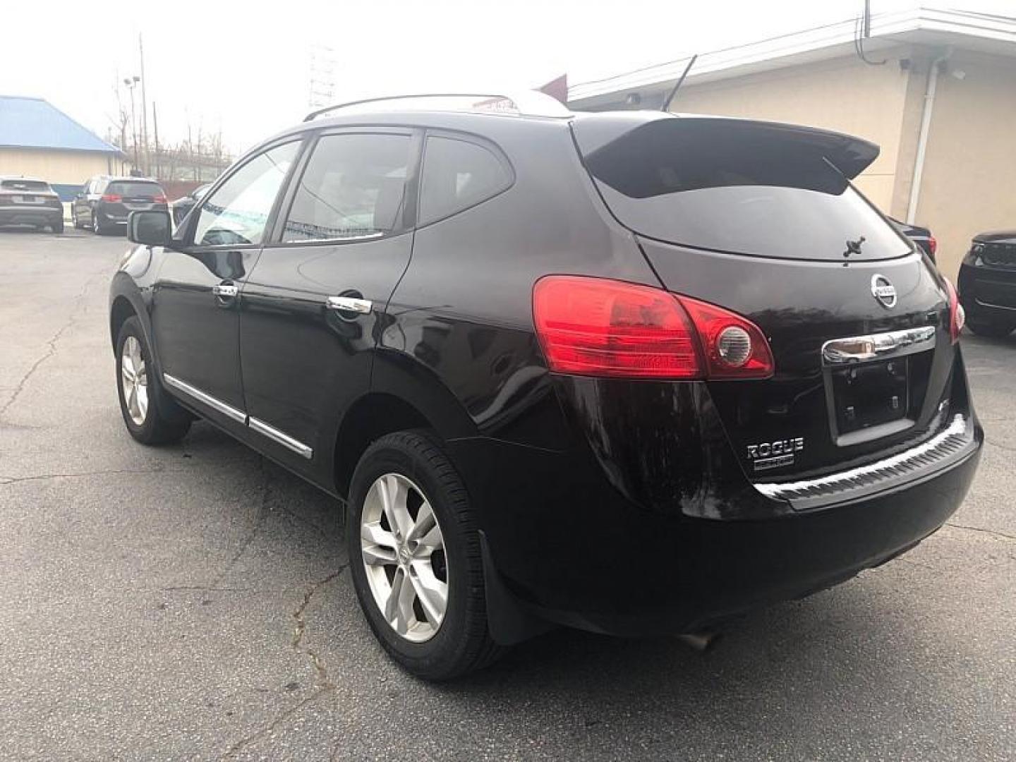 2015 BLACK /BLACK Nissan Rogue Select S AWD (JN8AS5MV7FW) with an 2.5L L4 DOHC 16V engine, Continuously Variable Transmission transmission, located at 3304 Woodville Road, Northwood, OH, 43619, (419) 210-8019, 41.612694, -83.480743 - Your #1 Destination for Auto Loans and mdash;No Matter Your Credit!At our dealership, we believe everyone deserves the opportunity to drive their dream car and mdash;whether you have good credit, bad credit, or no credit at all. With a wide selection of hundreds of cars, trucks, and SUVs, you'll fin - Photo#2