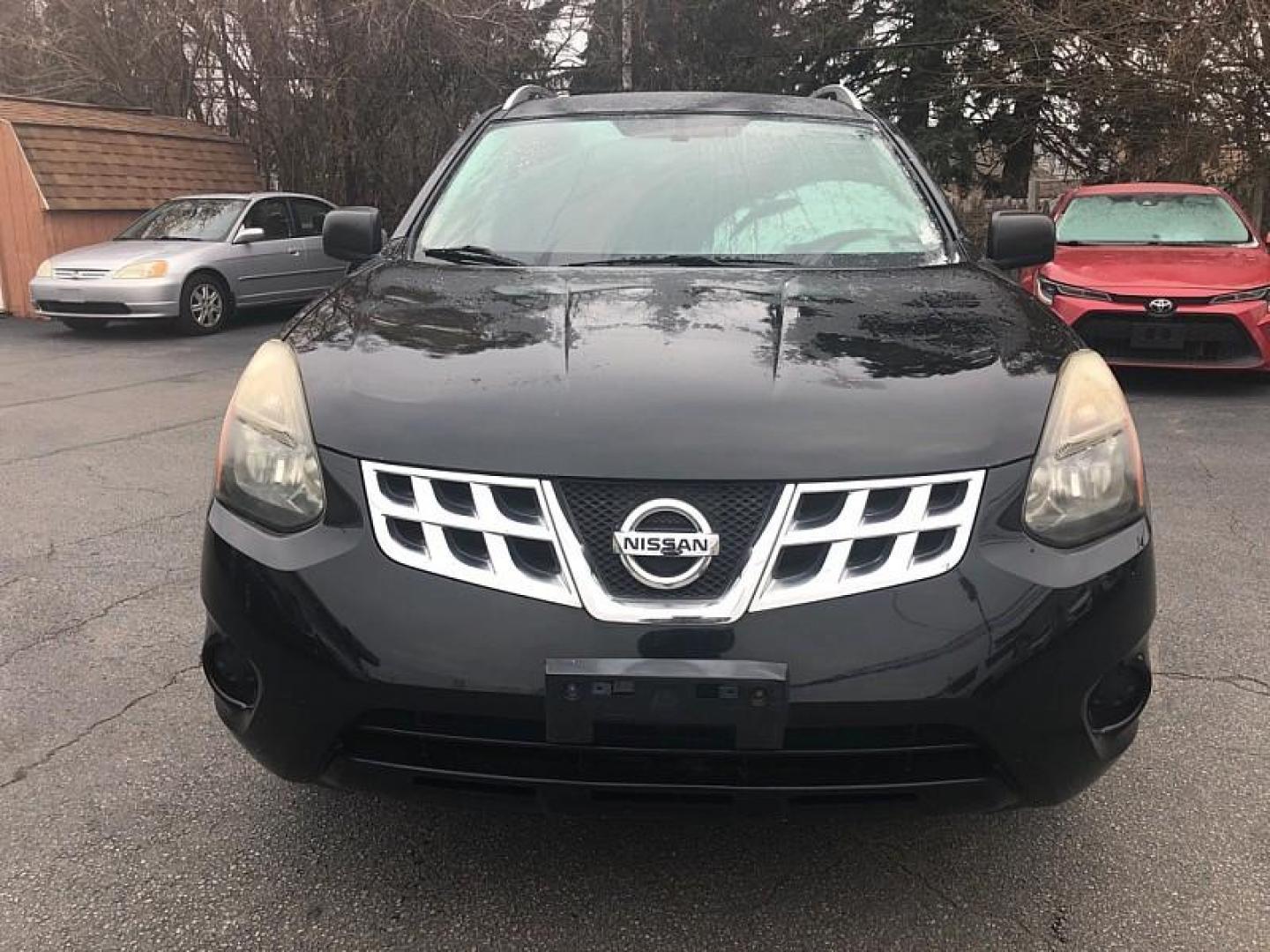 2015 BLACK /BLACK Nissan Rogue Select S AWD (JN8AS5MV7FW) with an 2.5L L4 DOHC 16V engine, Continuously Variable Transmission transmission, located at 3304 Woodville Road, Northwood, OH, 43619, (419) 210-8019, 41.612694, -83.480743 - Your #1 Destination for Auto Loans and mdash;No Matter Your Credit!At our dealership, we believe everyone deserves the opportunity to drive their dream car and mdash;whether you have good credit, bad credit, or no credit at all. With a wide selection of hundreds of cars, trucks, and SUVs, you'll fin - Photo#7