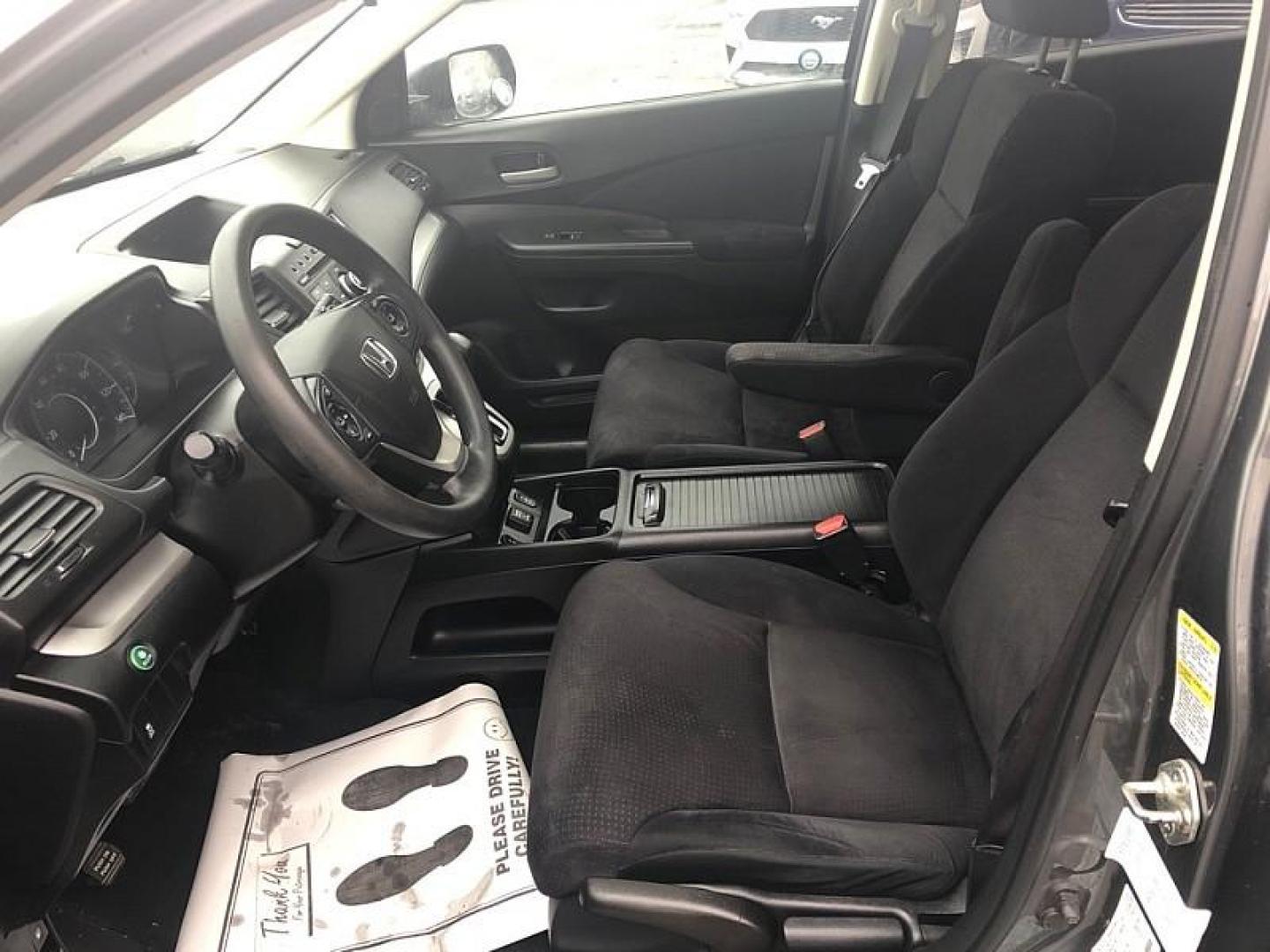 2013 GRAY /BLACK Honda CR-V EX 2WD 5-Speed AT (2HKRM3H56DH) with an 2.4L L4 DOHC 16V engine, 5-Speed Automatic transmission, located at 3304 Woodville Road, Northwood, OH, 43619, (419) 210-8019, 41.612694, -83.480743 - Your #1 Destination for Auto Loans and mdash;No Matter Your Credit!At our dealership, we believe everyone deserves the opportunity to drive their dream car and mdash;whether you have good credit, bad credit, or no credit at all. With a wide selection of hundreds of cars, trucks, and SUVs, you'll fin - Photo#9