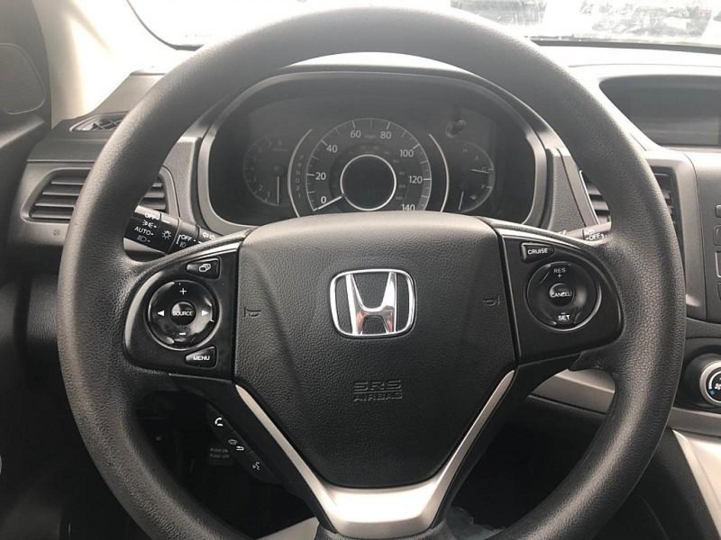 2013 GRAY /BLACK Honda CR-V EX 2WD 5-Speed AT (2HKRM3H56DH) with an 2.4L L4 DOHC 16V engine, 5-Speed Automatic transmission, located at 3304 Woodville Road, Northwood, OH, 43619, (419) 210-8019, 41.612694, -83.480743 - Your #1 Destination for Auto Loans and mdash;No Matter Your Credit!At our dealership, we believe everyone deserves the opportunity to drive their dream car and mdash;whether you have good credit, bad credit, or no credit at all. With a wide selection of hundreds of cars, trucks, and SUVs, you'll fin - Photo#17