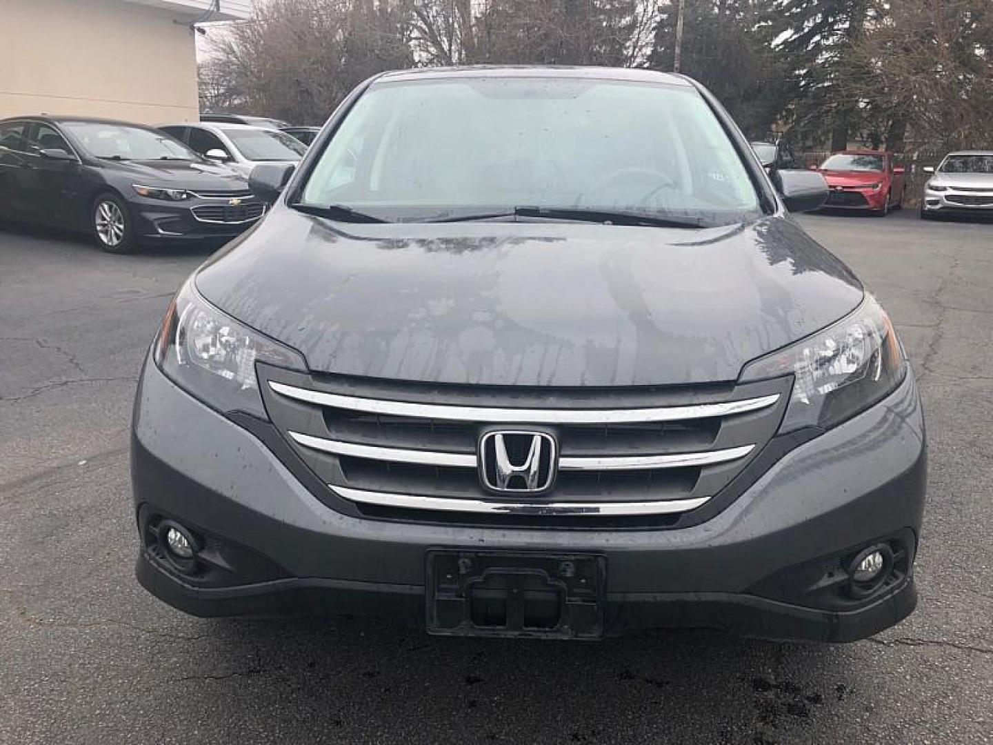 2013 GRAY /BLACK Honda CR-V EX 2WD 5-Speed AT (2HKRM3H56DH) with an 2.4L L4 DOHC 16V engine, 5-Speed Automatic transmission, located at 3304 Woodville Road, Northwood, OH, 43619, (419) 210-8019, 41.612694, -83.480743 - Your #1 Destination for Auto Loans and mdash;No Matter Your Credit!At our dealership, we believe everyone deserves the opportunity to drive their dream car and mdash;whether you have good credit, bad credit, or no credit at all. With a wide selection of hundreds of cars, trucks, and SUVs, you'll fin - Photo#7