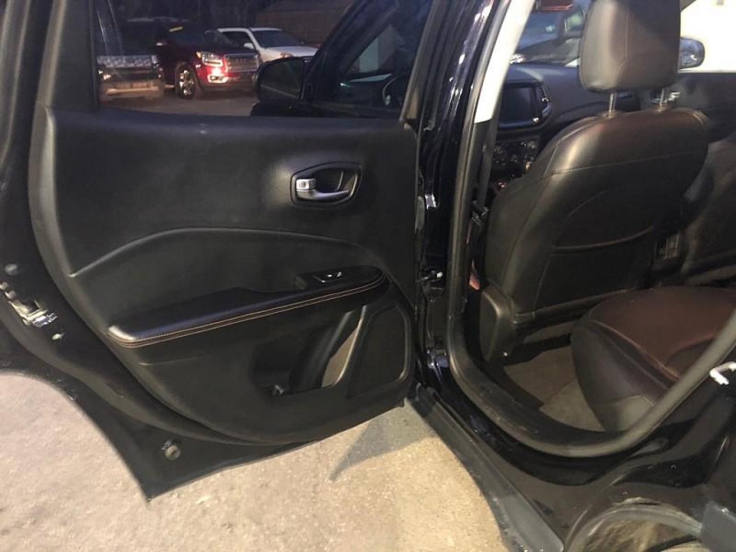 2019 BLACK /BLACK Jeep Compass Limited 4WD (3C4NJDCB4KT) with an 2.4L L4 DOHC 16V engine, CVT transmission, located at 3304 Woodville Road, Northwood, OH, 43619, (419) 210-8019, 41.612694, -83.480743 - Your #1 Destination for Auto Loans and mdash;No Matter Your Credit!At our dealership, we believe everyone deserves the opportunity to drive their dream car and mdash;whether you have good credit, bad credit, or no credit at all. With a wide selection of hundreds of cars, trucks, and SUVs, you'll fin - Photo#10