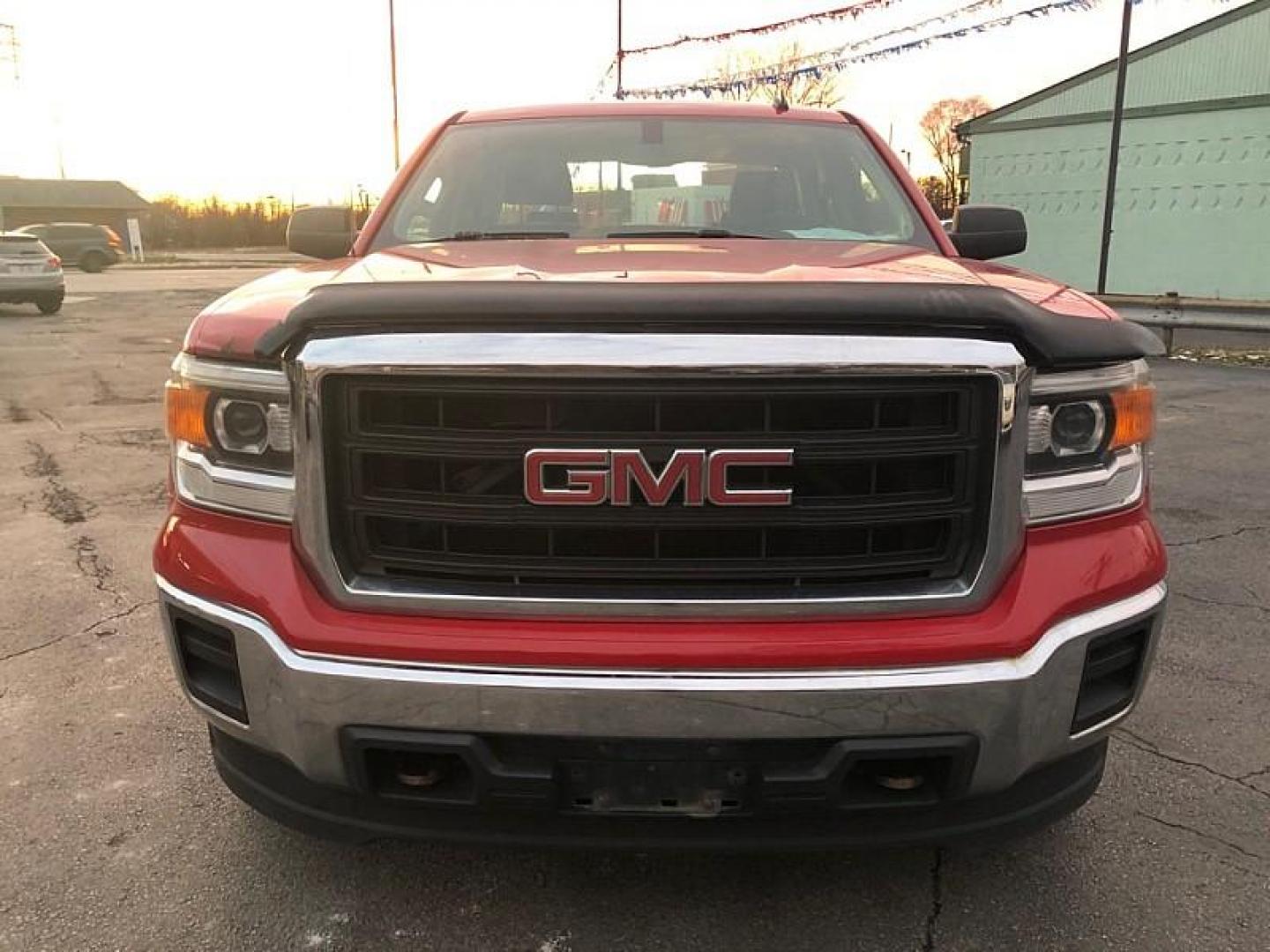 2014 Fire Red /TAN GMC Sierra 1500 Base Double Cab 4WD (1GTV2TEH6EZ) with an 4.3L V6 OHV 12V engine, 6-Speed Automatic transmission, located at 3304 Woodville Road, Northwood, OH, 43619, (419) 210-8019, 41.612694, -83.480743 - Your #1 Destination for Auto Loans and mdash;No Matter Your Credit!At our dealership, we believe everyone deserves the opportunity to drive their dream car and mdash;whether you have good credit, bad credit, or no credit at all. With a wide selection of hundreds of cars, trucks, and SUVs, you'll fin - Photo#7