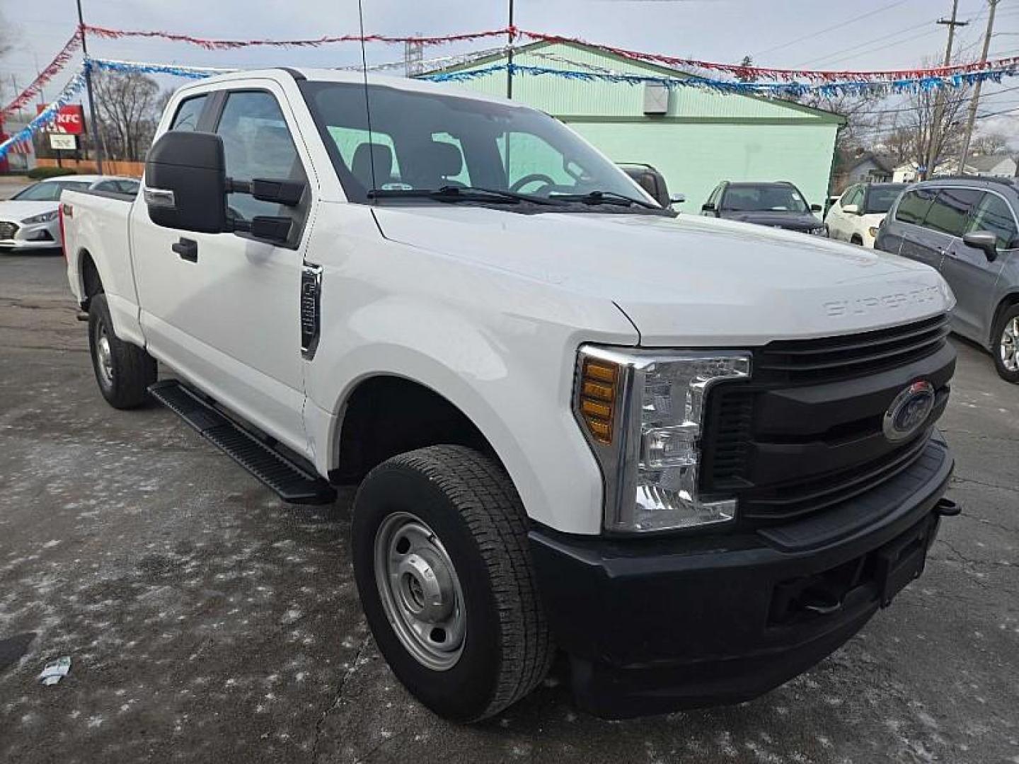 2019 WHITE /TAN Ford F-250 SD Lariat SuperCab 4WD (1FT7X2B62KE) with an 6.2L V8 OHV 16V engine, 6A transmission, located at 3304 Woodville Road, Northwood, OH, 43619, (419) 210-8019, 41.612694, -83.480743 - Your #1 Destination for Auto Loans and mdash;No Matter Your Credit!At our dealership, we believe everyone deserves the opportunity to drive their dream car and mdash;whether you have good credit, bad credit, or no credit at all. With a wide selection of hundreds of cars, trucks, and SUVs, you'll fin - Photo#6