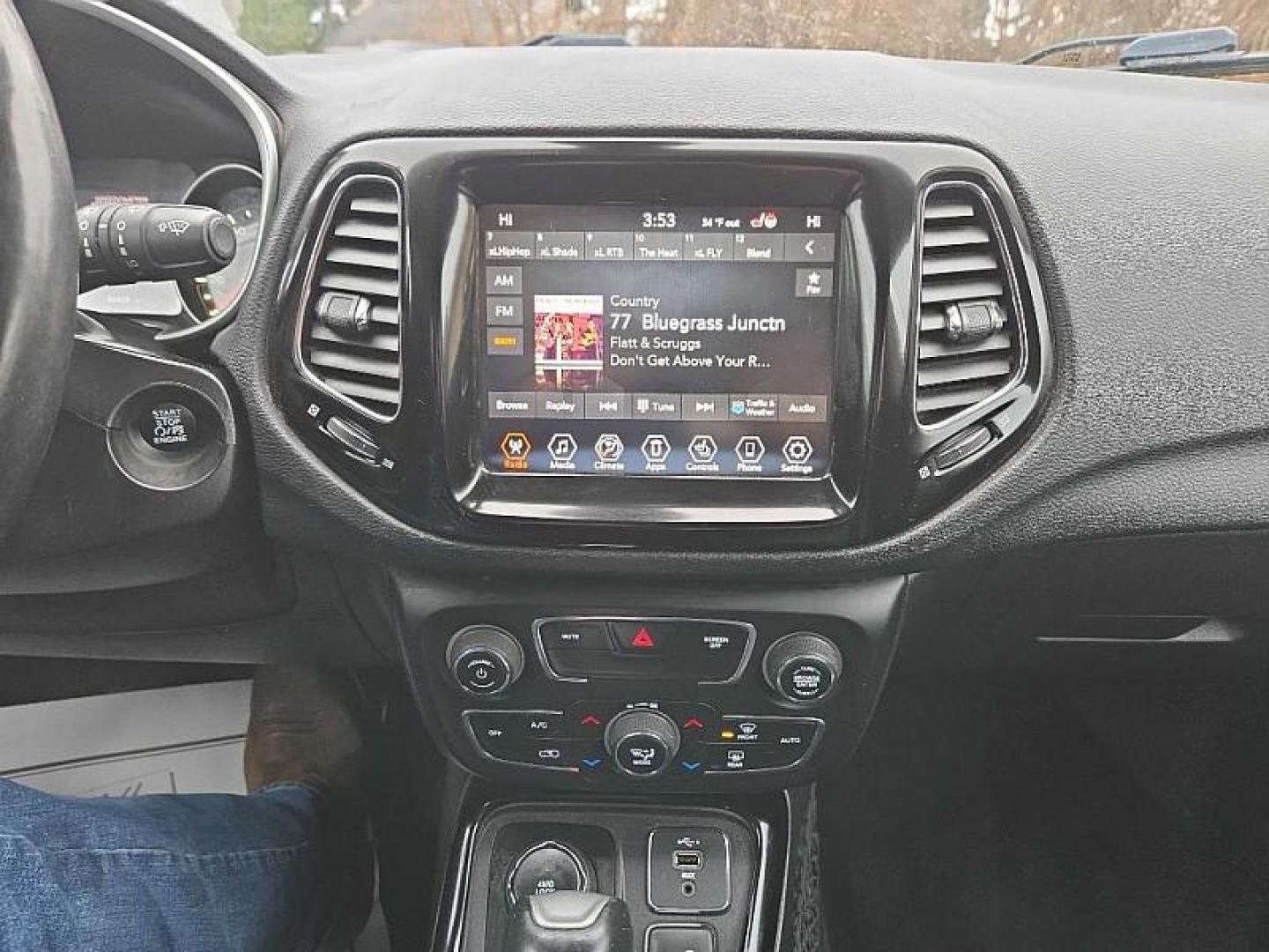 2019 WHITE /BLACK Jeep Compass Limited 4WD (3C4NJDCB6KT) with an 2.4L L4 DOHC 16V engine, CVT transmission, located at 3304 Woodville Road, Northwood, OH, 43619, (419) 210-8019, 41.612694, -83.480743 - Photo#23