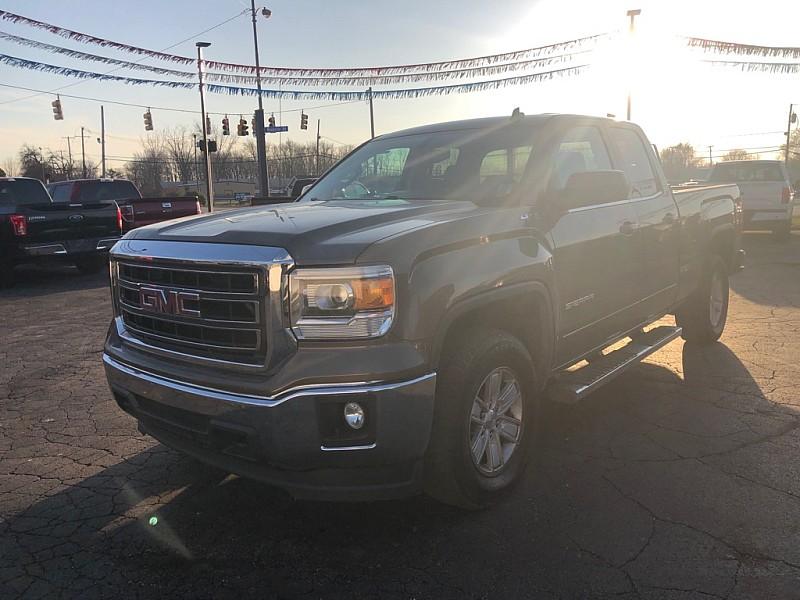 photo of 2013 GMC Sierra 1500 SLE Ext. Cab 4WD