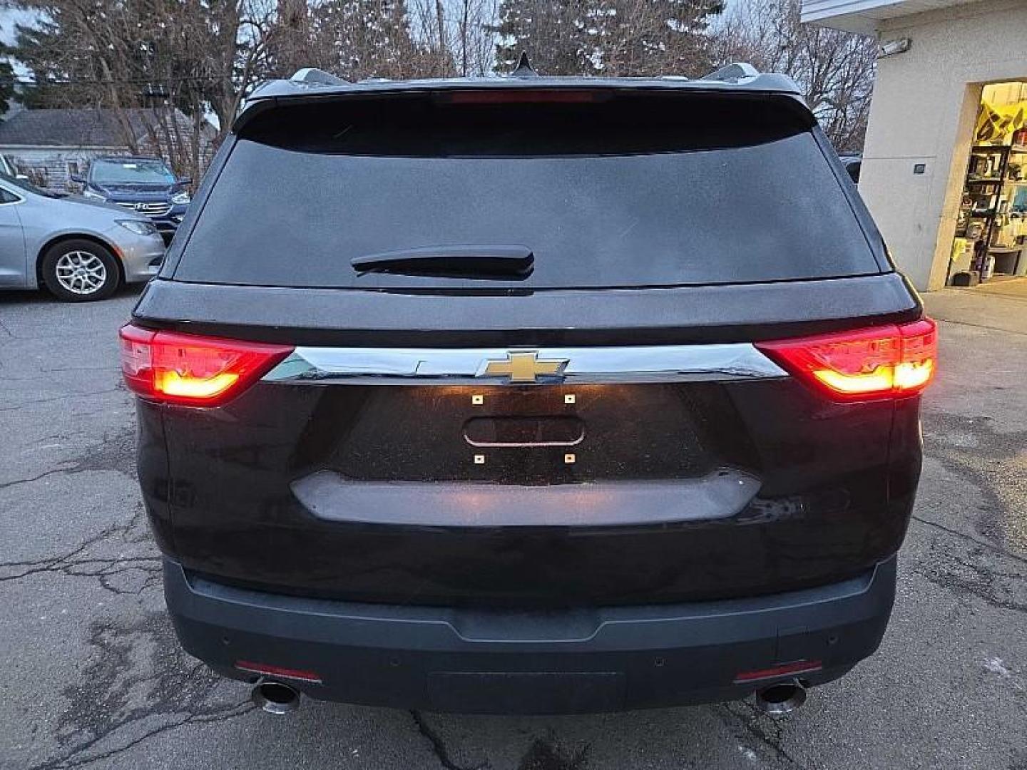 2018 BROWN /BLACK Chevrolet Traverse LT Cloth AWD (1GNEVGKW0JJ) with an 3.6L V6 DOHC 24V engine, 9A transmission, located at 3304 Woodville Road, Northwood, OH, 43619, (419) 210-8019, 41.612694, -83.480743 - Your #1 Destination for Auto Loans and mdash;No Matter Your Credit!At our dealership, we believe everyone deserves the opportunity to drive their dream car and mdash;whether you have good credit, bad credit, or no credit at all. With a wide selection of hundreds of cars, trucks, and SUVs, you'll fin - Photo#3