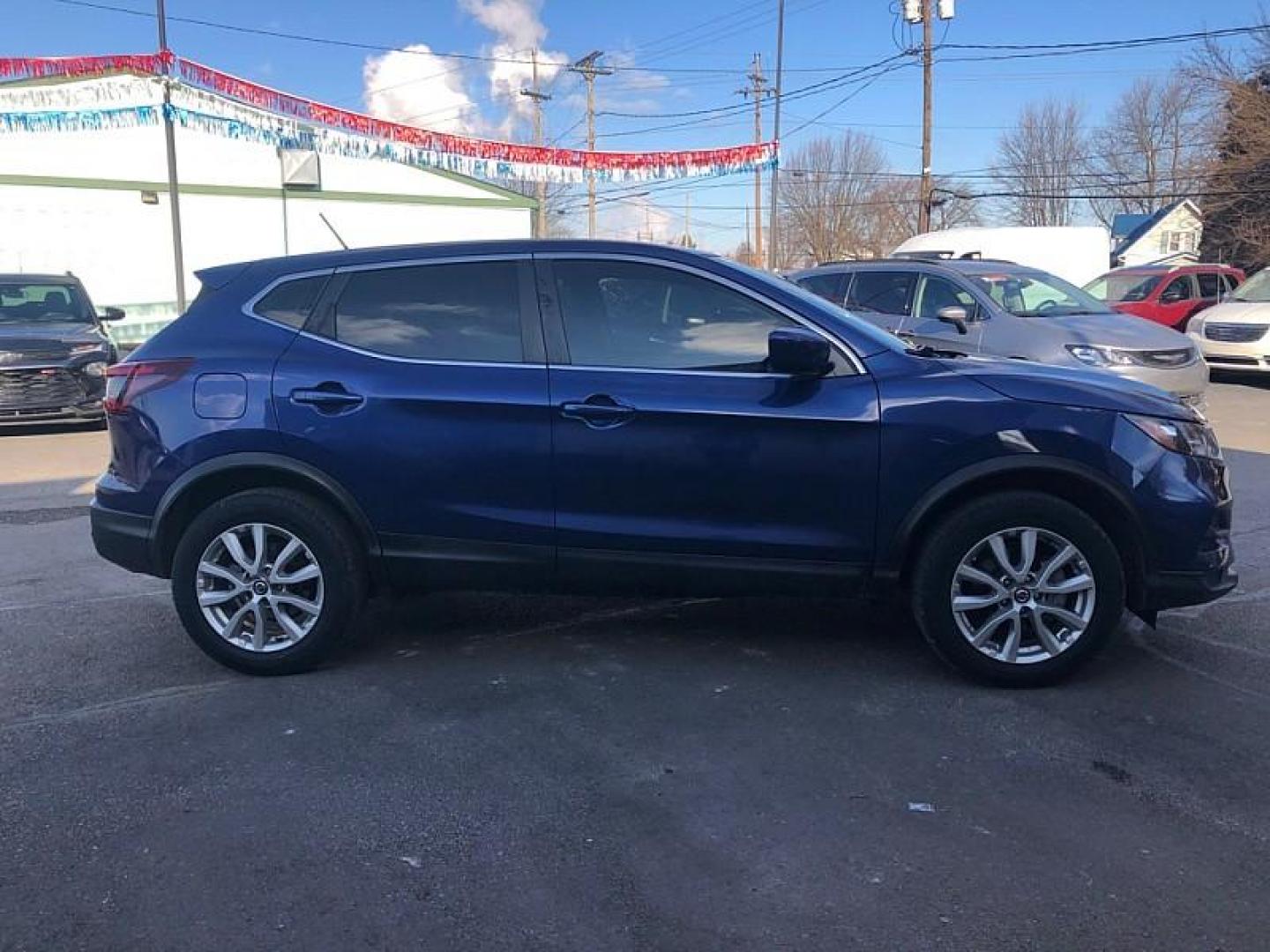 2021 BLUE /BLACK Nissan Rogue Sport S (JN1BJ1AVXMW) with an 2.0L L4 DOHC 16V engine, CVT transmission, located at 3304 Woodville Road, Northwood, OH, 43619, (419) 210-8019, 41.612694, -83.480743 - Your #1 Destination for Auto Loans and mdash;No Matter Your Credit!At our dealership, we believe everyone deserves the opportunity to drive their dream car and mdash;whether you have good credit, bad credit, or no credit at all. With a wide selection of hundreds of cars, trucks, and SUVs, you'll fin - Photo#5