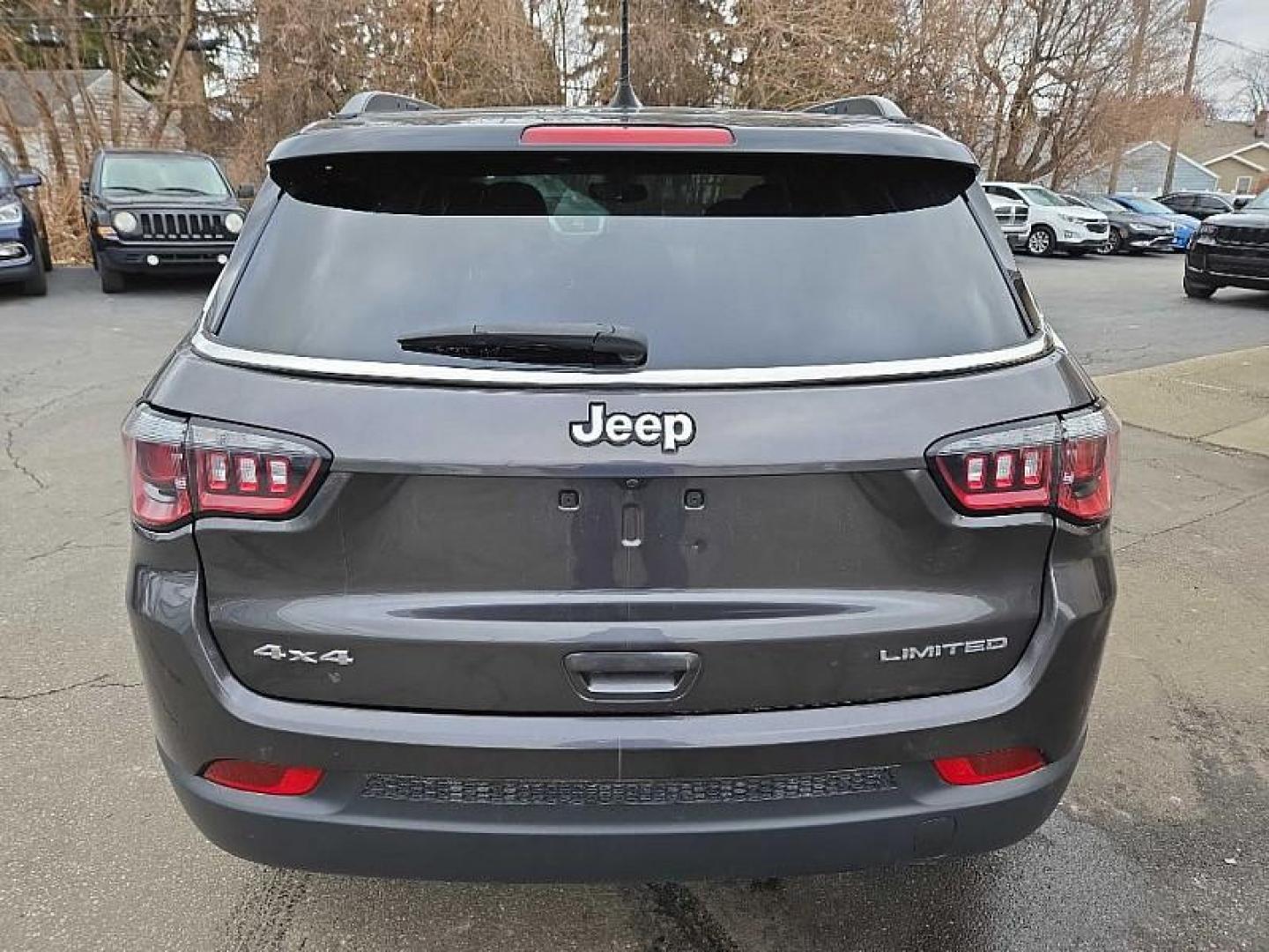 2020 GRAY /BLACK Jeep Compass Limited 4WD (3C4NJDCB8LT) with an 2.4L L4 DOHC 16V engine, CVT transmission, located at 3304 Woodville Road, Northwood, OH, 43619, (419) 210-8019, 41.612694, -83.480743 - Your #1 Destination for Auto Loans and mdash;No Matter Your Credit!At our dealership, we believe everyone deserves the opportunity to drive their dream car and mdash;whether you have good credit, bad credit, or no credit at all. With a wide selection of hundreds of cars, trucks, and SUVs, you'll fin - Photo#3