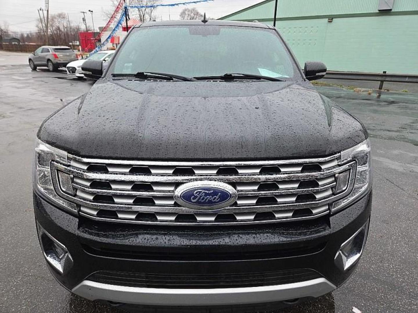 2018 BLACK /BLACK Ford Expedition Limited 4WD (1FMJU2AT5JE) with an 3.5L V6 DOHC 24V FFV engine, 6A transmission, located at 3304 Woodville Road, Northwood, OH, 43619, (419) 210-8019, 41.612694, -83.480743 - Your #1 Destination for Auto Loans and mdash;No Matter Your Credit!At our dealership, we believe everyone deserves the opportunity to drive their dream car and mdash;whether you have good credit, bad credit, or no credit at all. With a wide selection of hundreds of cars, trucks, and SUVs, you'll fin - Photo#7