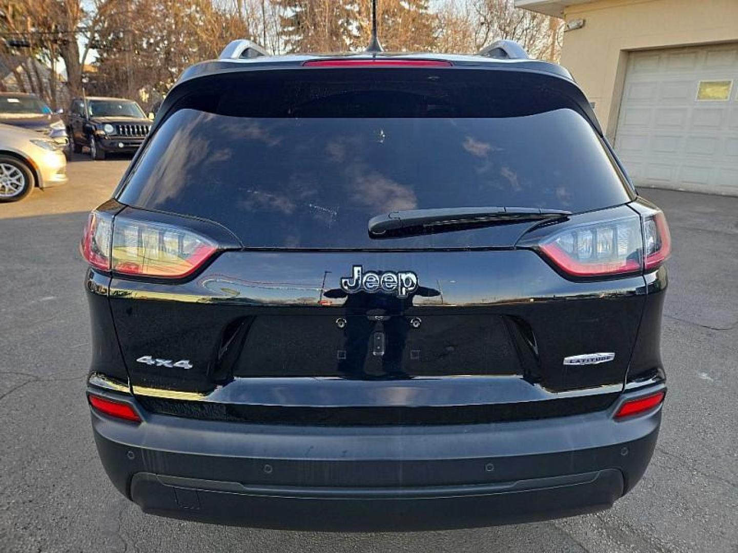 2019 BLACK /BLACK Jeep Cherokee Latitude Plus 4WD (1C4PJMLB5KD) with an 2.4L L4 DOHC 16V engine, 9A transmission, located at 3304 Woodville Road, Northwood, OH, 43619, (419) 210-8019, 41.612694, -83.480743 - Your #1 Destination for Auto Loans and mdash;No Matter Your Credit!At our dealership, we believe everyone deserves the opportunity to drive their dream car and mdash;whether you have good credit, bad credit, or no credit at all. With a wide selection of hundreds of cars, trucks, and SUVs, you'll fin - Photo#3