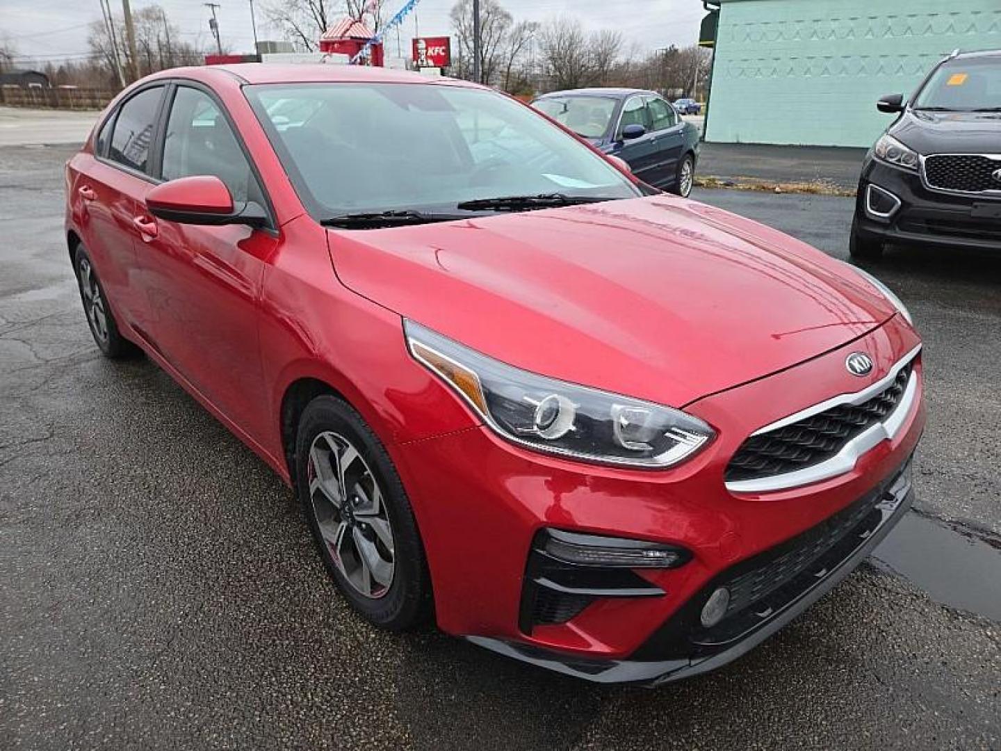 2020 RED /BLACK Kia Forte FE 6M (3KPF24AD6LE) with an 2.0L L4 DOHC 16V engine, 6M transmission, located at 3304 Woodville Road, Northwood, OH, 43619, (419) 210-8019, 41.612694, -83.480743 - Your #1 Destination for Auto Loans and mdash;No Matter Your Credit!At our dealership, we believe everyone deserves the opportunity to drive their dream car and mdash;whether you have good credit, bad credit, or no credit at all. With a wide selection of hundreds of cars, trucks, and SUVs, you'll fin - Photo#6