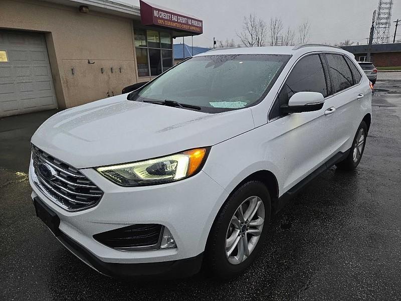 photo of 2019 Ford Edge SEL AWD