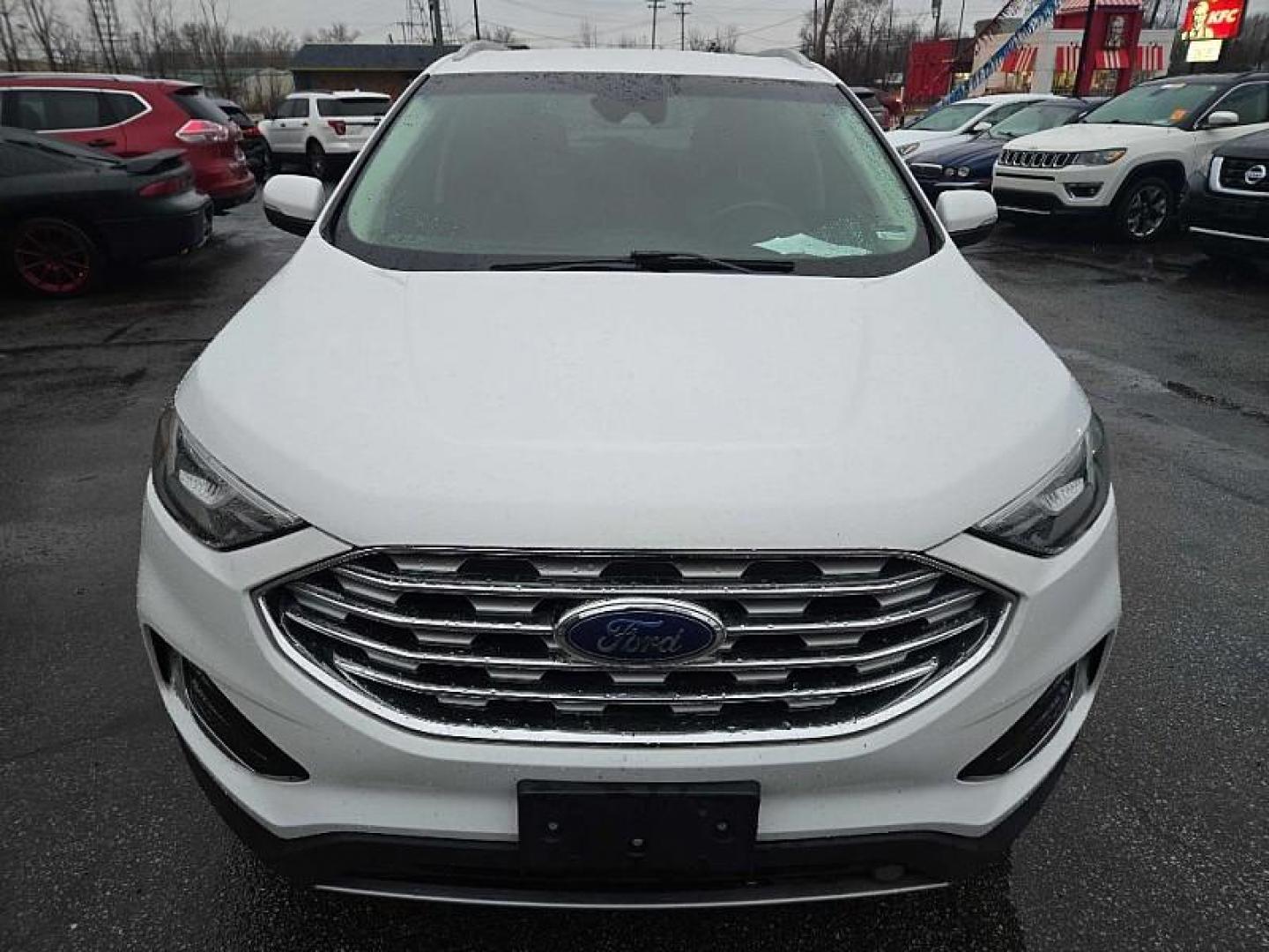 2019 WHITE /BLACK Ford Edge SEL AWD (2FMPK4J90KB) with an 2.0L L4 DOHC 16V engine, 6A transmission, located at 3304 Woodville Road, Northwood, OH, 43619, (419) 210-8019, 41.612694, -83.480743 - Your #1 Destination for Auto Loans and mdash;No Matter Your Credit!At our dealership, we believe everyone deserves the opportunity to drive their dream car and mdash;whether you have good credit, bad credit, or no credit at all. With a wide selection of hundreds of cars, trucks, and SUVs, you'll fin - Photo#7