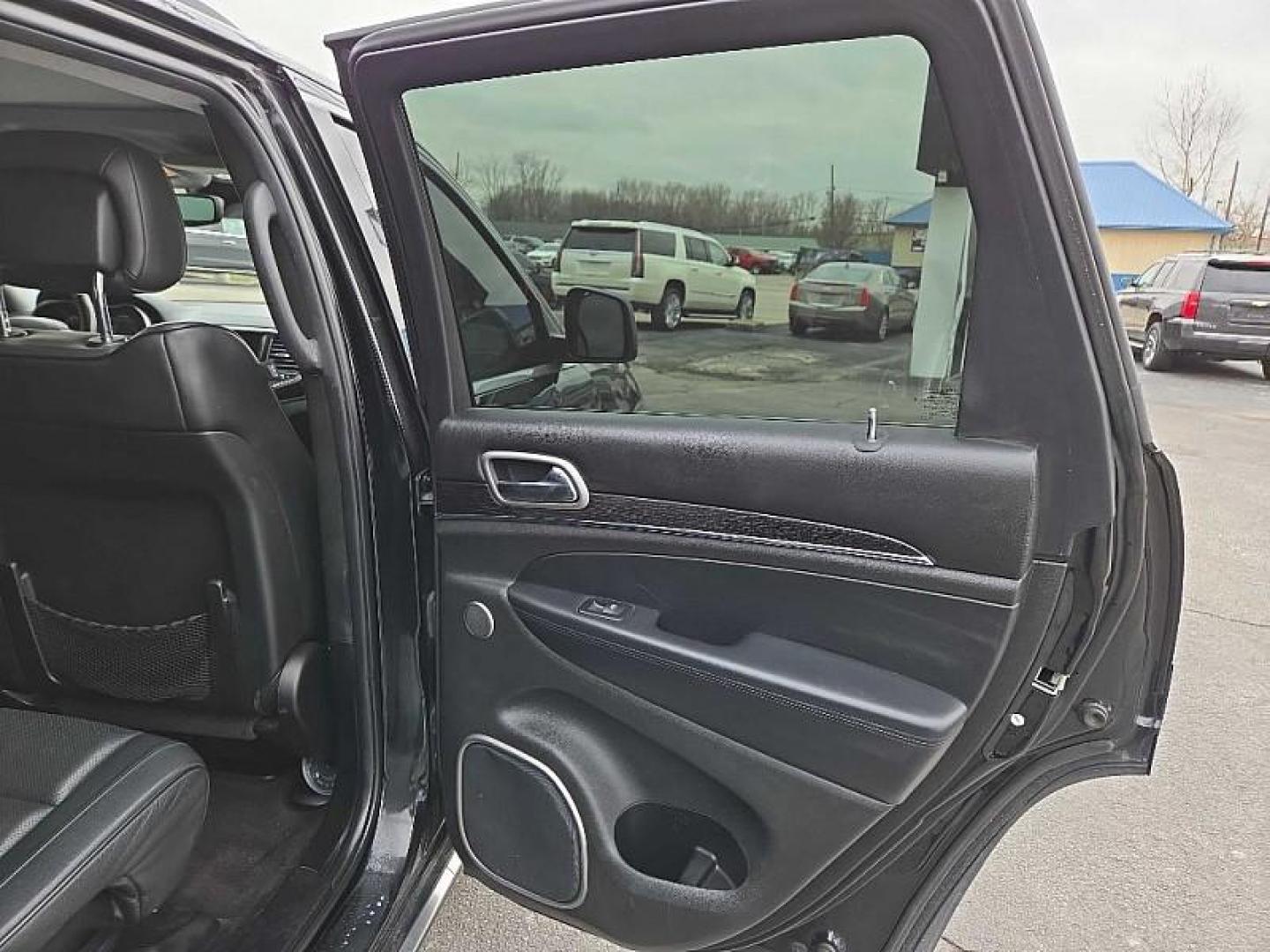 2017 BLACK /BLACK Jeep Grand Cherokee Summit 4WD (1C4RJFJT4HC) with an 5.7L V8 OHV 16V engine, 8A transmission, located at 3304 Woodville Road, Northwood, OH, 43619, (419) 210-8019, 41.612694, -83.480743 - Your #1 Destination for Auto Loans and mdash;No Matter Your Credit!At our dealership, we believe everyone deserves the opportunity to drive their dream car and mdash;whether you have good credit, bad credit, or no credit at all. With a wide selection of hundreds of cars, trucks, and SUVs, you'll fin - Photo#13