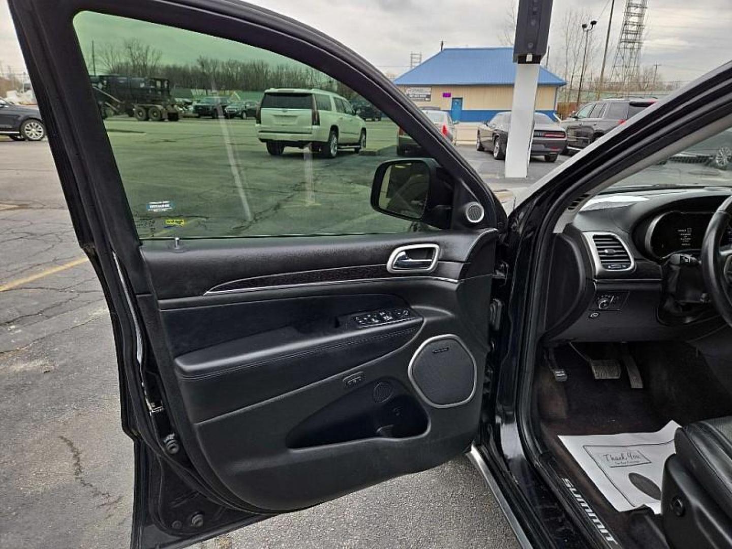 2017 BLACK /BLACK Jeep Grand Cherokee Summit 4WD (1C4RJFJT4HC) with an 5.7L V8 OHV 16V engine, 8A transmission, located at 3304 Woodville Road, Northwood, OH, 43619, (419) 210-8019, 41.612694, -83.480743 - Your #1 Destination for Auto Loans and mdash;No Matter Your Credit!At our dealership, we believe everyone deserves the opportunity to drive their dream car and mdash;whether you have good credit, bad credit, or no credit at all. With a wide selection of hundreds of cars, trucks, and SUVs, you'll fin - Photo#8