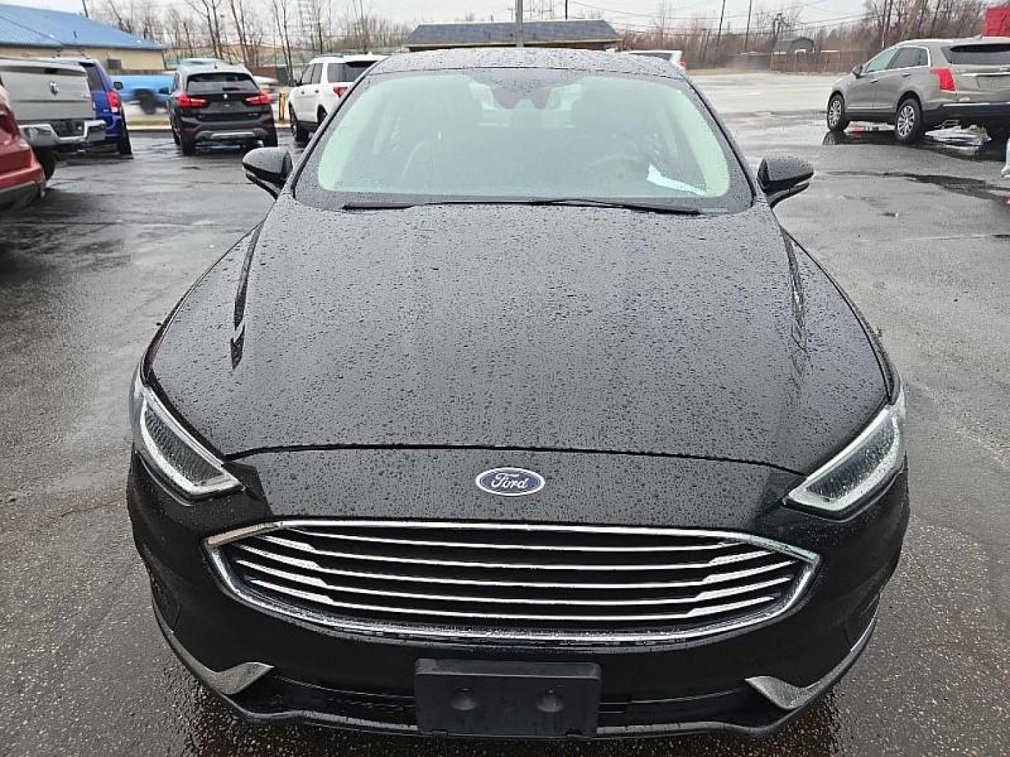 2019 BLACK /BLACK Ford Fusion SEL (3FA6P0CD3KR) with an 1.5L L4 DOHC 16V engine, 6A transmission, located at 3304 Woodville Road, Northwood, OH, 43619, (419) 210-8019, 41.612694, -83.480743 - Your #1 Destination for Auto Loans and mdash;No Matter Your Credit!At our dealership, we believe everyone deserves the opportunity to drive their dream car and mdash;whether you have good credit, bad credit, or no credit at all. With a wide selection of hundreds of cars, trucks, and SUVs, you'll fin - Photo#6