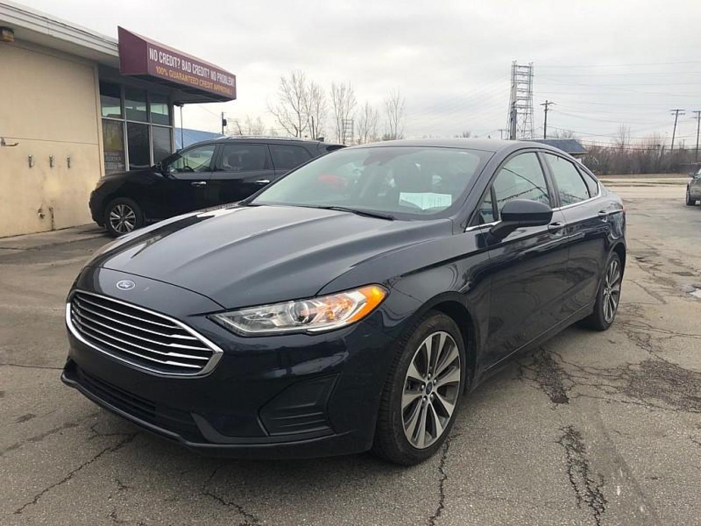 2020 BLUE Ford Fusion SE AWD (3FA6P0T93LR) with an 2.0L L4 DOHC 16V engine, 6A transmission, located at 3304 Woodville Road, Northwood, OH, 43619, (419) 210-8019, 41.612694, -83.480743 - Your #1 Destination for Auto Loans and mdash;No Matter Your Credit!At our dealership, we believe everyone deserves the opportunity to drive their dream car and mdash;whether you have good credit, bad credit, or no credit at all. With a wide selection of hundreds of cars, trucks, and SUVs, you'll fin - Photo#0