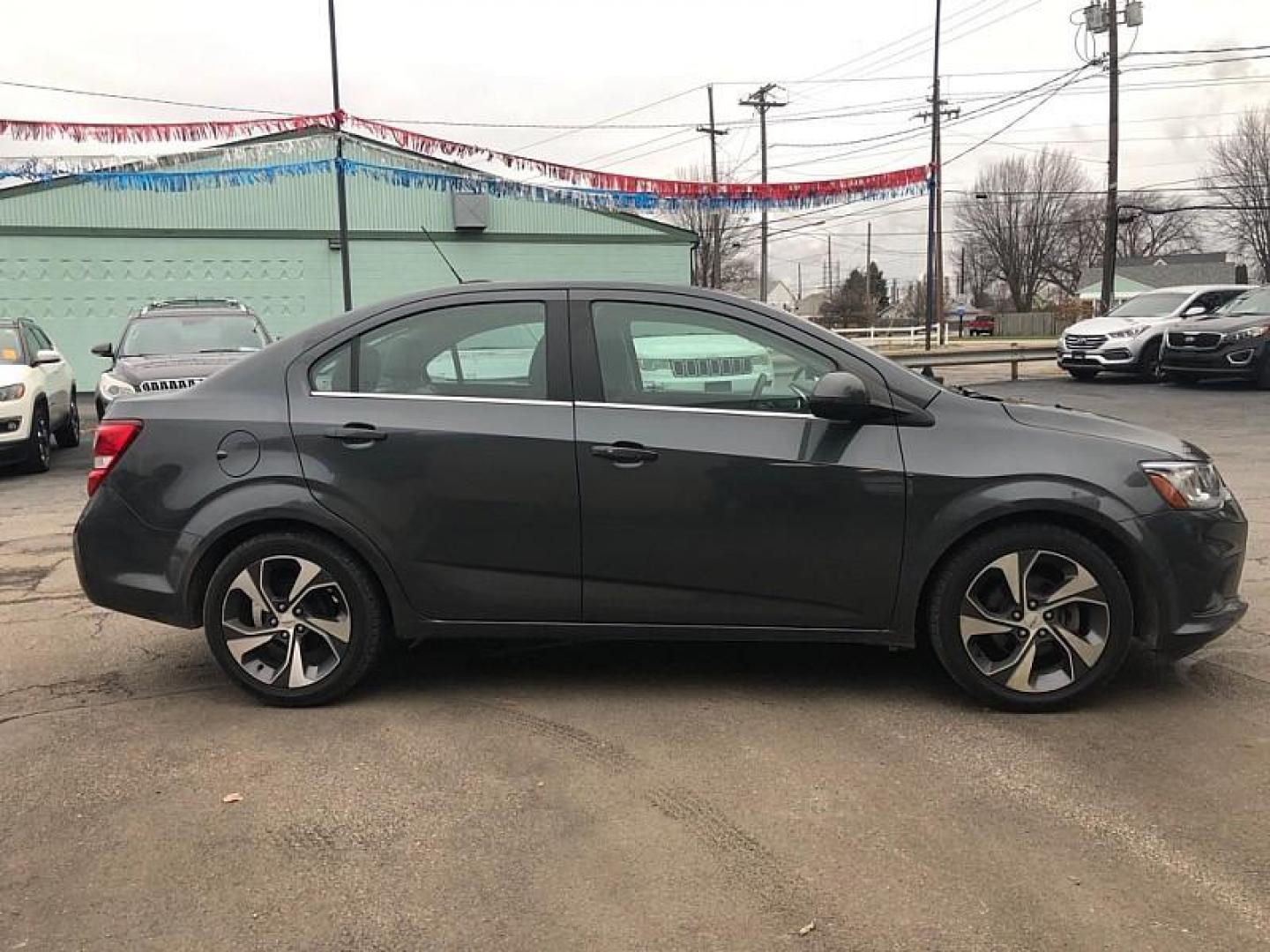 2020 GRAY /BLACK Chevrolet Sonic Premier Auto Sedan (1G1JF5SB8L4) with an 1.4L L4 DOHC 24V TURBO engine, 6A transmission, located at 3304 Woodville Road, Northwood, OH, 43619, (419) 210-8019, 41.612694, -83.480743 - Your #1 Destination for Auto Loans and mdash;No Matter Your Credit!At our dealership, we believe everyone deserves the opportunity to drive their dream car and mdash;whether you have good credit, bad credit, or no credit at all. With a wide selection of hundreds of cars, trucks, and SUVs, you'll fin - Photo#5