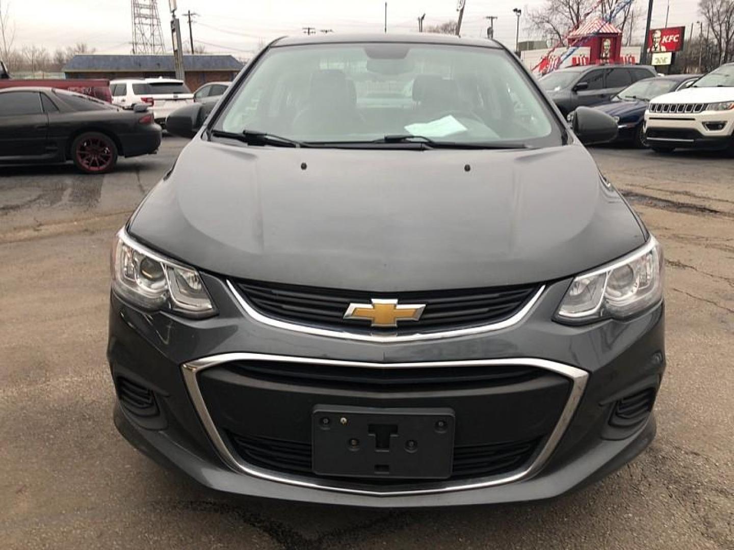 2020 GRAY /BLACK Chevrolet Sonic Premier Auto Sedan (1G1JF5SB8L4) with an 1.4L L4 DOHC 24V TURBO engine, 6A transmission, located at 3304 Woodville Road, Northwood, OH, 43619, (419) 210-8019, 41.612694, -83.480743 - Your #1 Destination for Auto Loans and mdash;No Matter Your Credit!At our dealership, we believe everyone deserves the opportunity to drive their dream car and mdash;whether you have good credit, bad credit, or no credit at all. With a wide selection of hundreds of cars, trucks, and SUVs, you'll fin - Photo#7